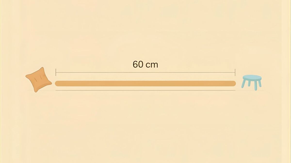 60cmの長さをクッションとスツールで比較して分かりやすく示したイラスト